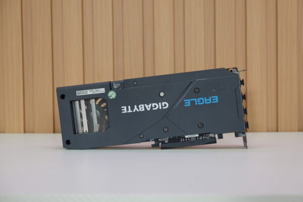 GIGABYTE EAGLE RX 6600 XT 8G GDDR6 - Image 3