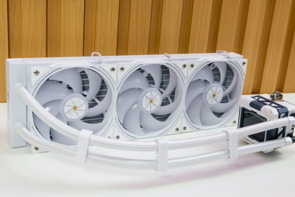 Thermal Right FW 360 White ARGB LCD AIO Liquid Cooler